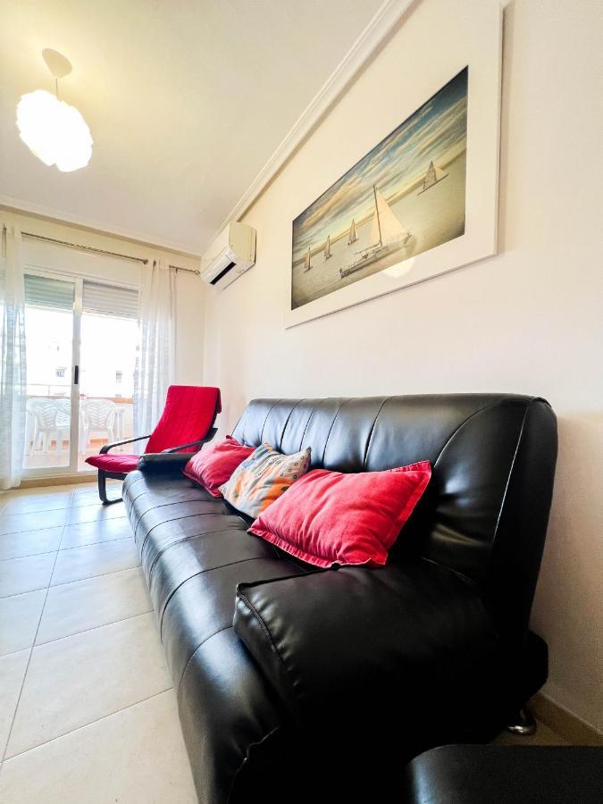Renovated Apartment On The First Line オロペサ・デル・マール エクステリア 写真