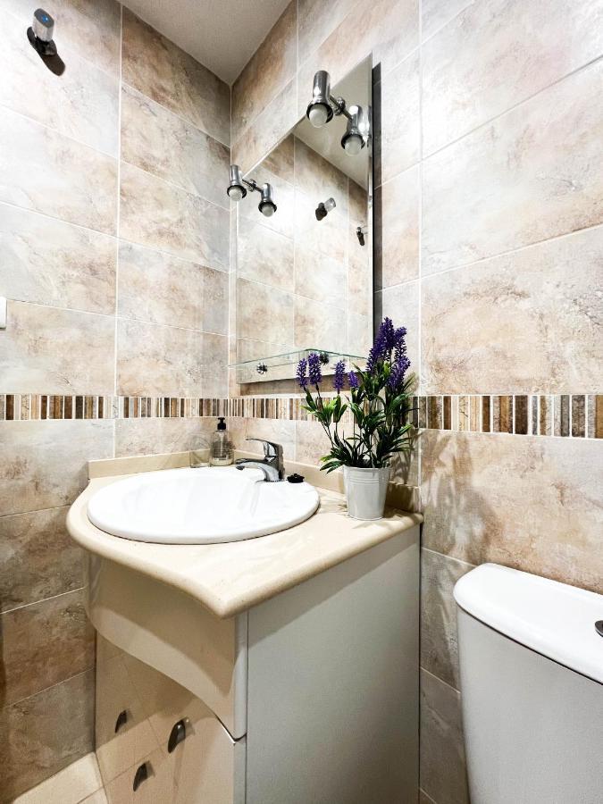Renovated Apartment On The First Line オロペサ・デル・マール エクステリア 写真